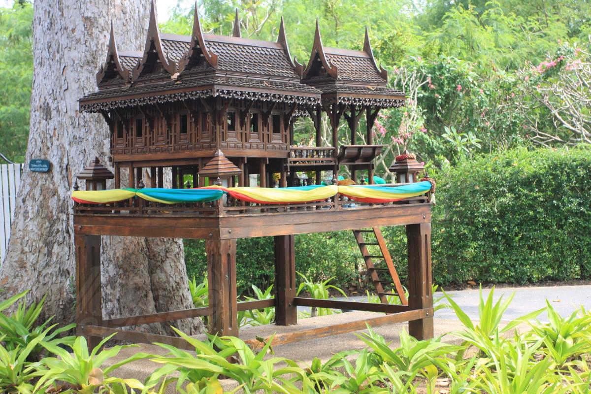 домик духов в таиланде